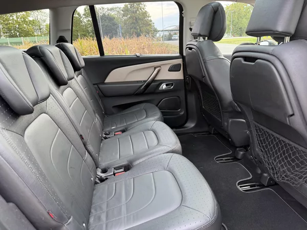 Citroën C4 Picasso 2.0 HDI AT NAVI KAMERA TAŽNÉ - foto 33