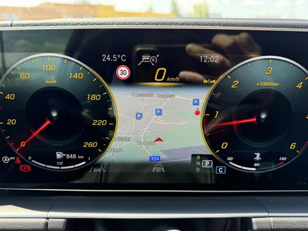 Mercedes-Benz GLE COUPE 400d AMG 4MATIC ČR DPH! - foto 18