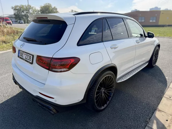Mercedes-Benz GLC 63 AMG 4MATIC+ PANORAMA NAVI - foto 5