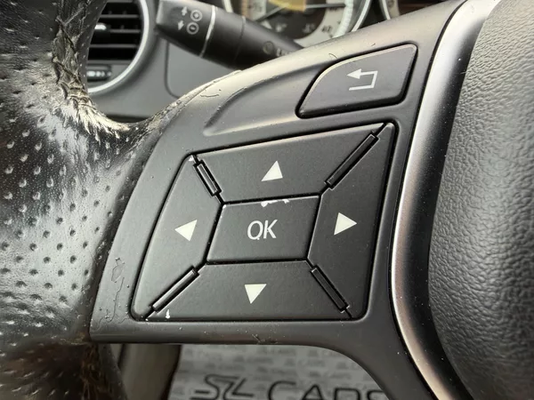 Mercedes-Benz Třídy C 180 CGI NAVI MANUAL SERVISKA - foto 19