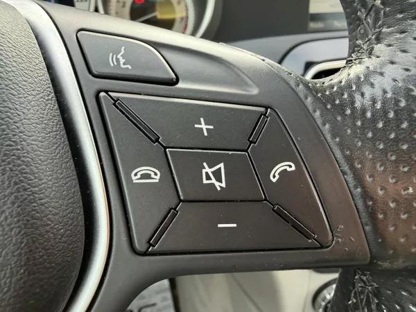 Mercedes-Benz Třídy C 180 CGI NAVI MANUAL SERVISKA - foto 20
