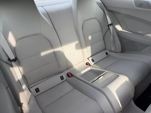 Mercedes-Benz Třídy C 180 CGI NAVI MANUAL SERVISKA - foto 32