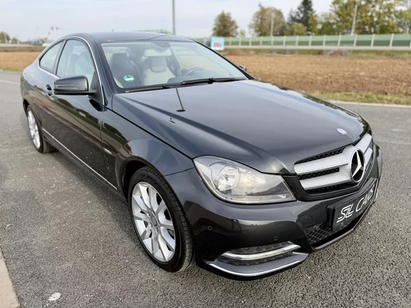 Mercedes-Benz Třídy C 180 CGI NAVI MANUAL SERVISKA - foto 7