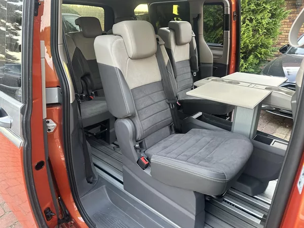 Volkswagen Multivan HIGHLINE, HEAD-UP, STYLE - foto 11