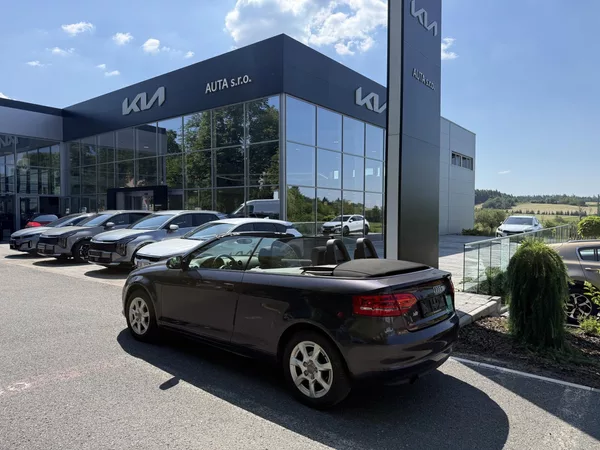 Audi A3 1.6i 77kW - foto 7