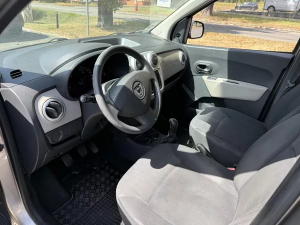 Dacia Lodgy 1.6i - foto 6