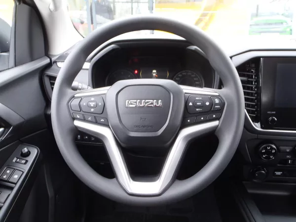 Isuzu D-Max Double Cab LS - foto 14