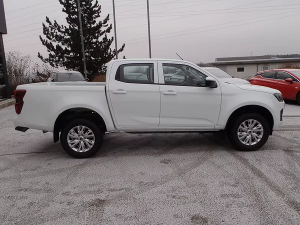 Isuzu D-Max Double Cab LS - foto 4