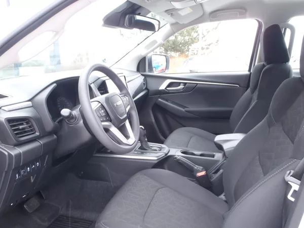 Isuzu D-Max Double Cab LS - foto 9