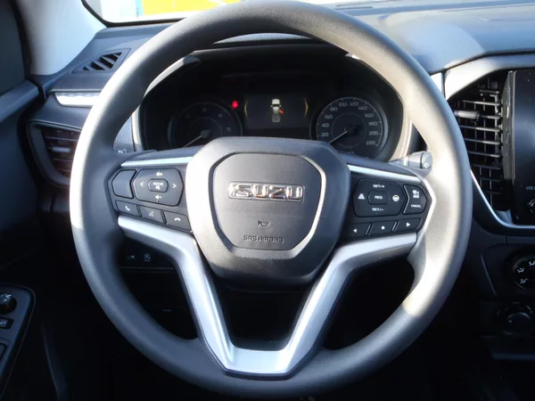 Isuzu D-Max Double Cab LS - foto 14