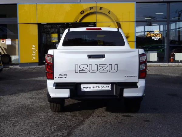Isuzu D-Max Double Cab V-CROSS 4x4 - foto 7