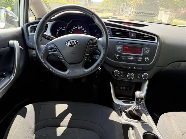 Kia Ceed 1.6 GDi 99kw - foto 5
