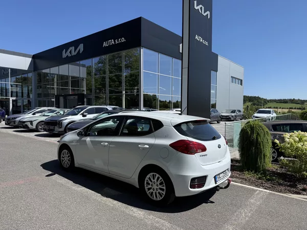 Kia Ceed 1.6 GDi 99kw - foto 8