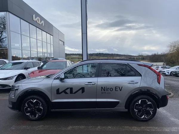 Kia e-Niro STYLE 150 KW+64,8 KWH - foto 15