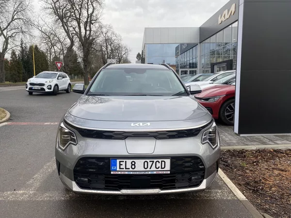 Kia e-Niro STYLE 150 KW+64,8 KWH - foto 2