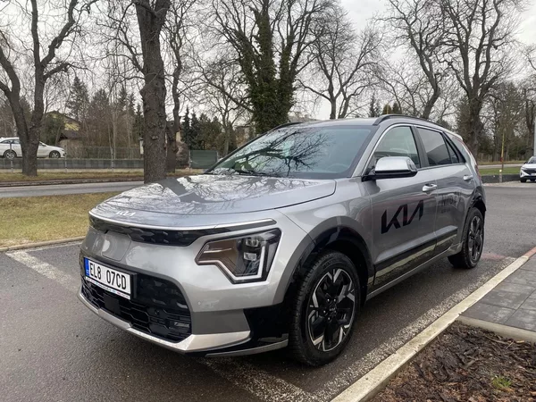 Kia e-Niro STYLE 150 KW+64,8 KWH - foto 3