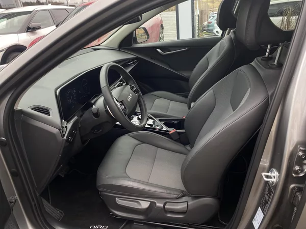 Kia e-Niro STYLE 150 KW+64,8 KWH - foto 7