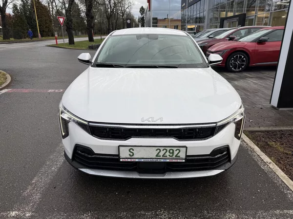 Kia K4 1,6 T-GDi GPF 7DCT TOP 110 KW - foto 3