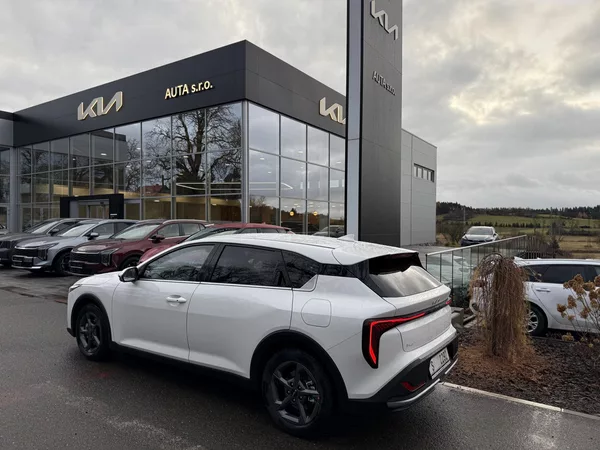 Kia K4 1,6 T-GDi GPF 7DCT TOP 110 KW - foto 4