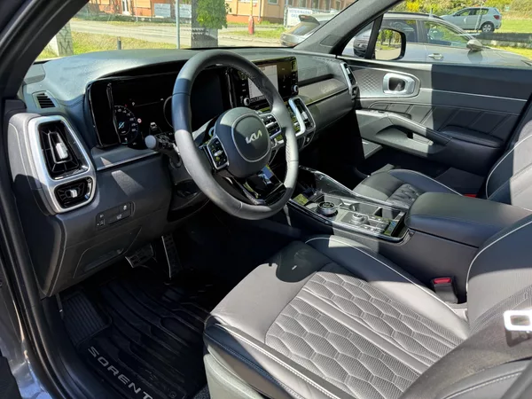 Kia Sorento 2.2 CRDi 142kw TOP 4x4 - foto 6
