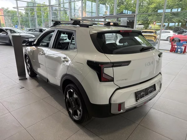Kia Stonic 1.0 T-GDi SPIN - foto 3