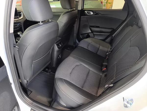Kia XCeed 1,6 GDi GPF PHEV 6DCT PREMIUM - foto 7