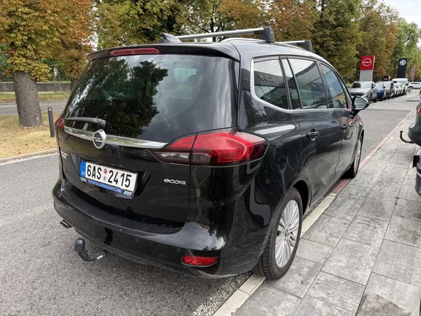 Opel Zafira 2.0 - foto 10
