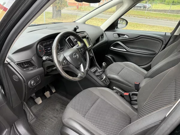 Opel Zafira 2.0 - foto 4