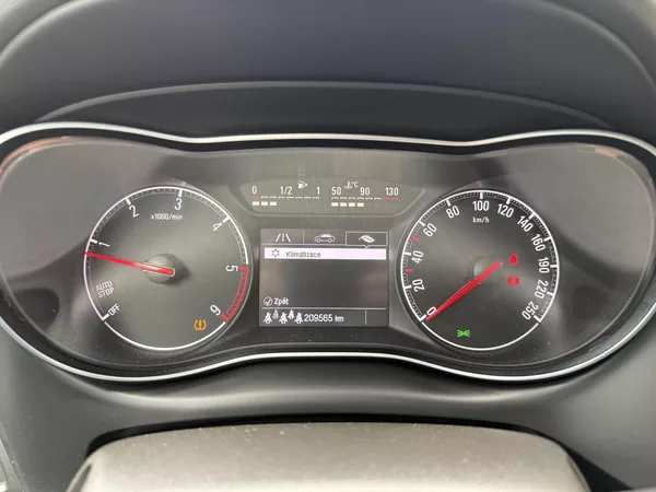 Opel Zafira 2.0 - foto 7