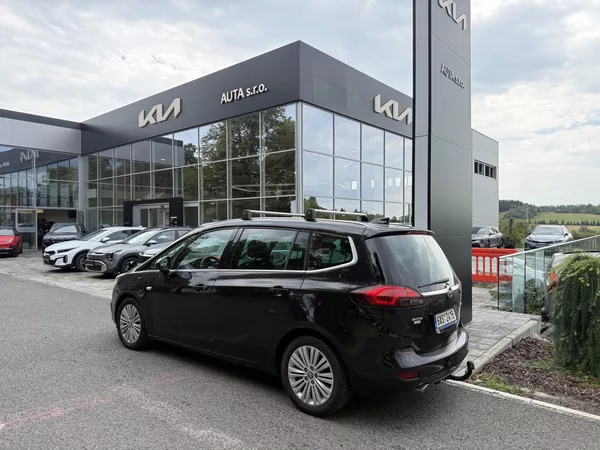 Opel Zafira 2.0 - foto 8
