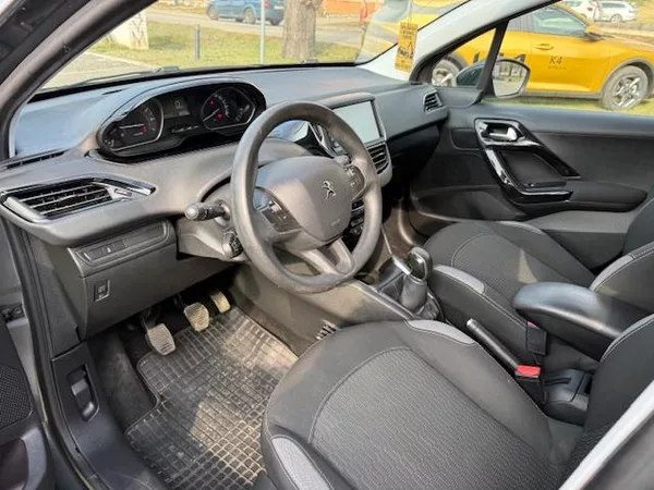 Peugeot 208 1.2i 60kw - foto 6