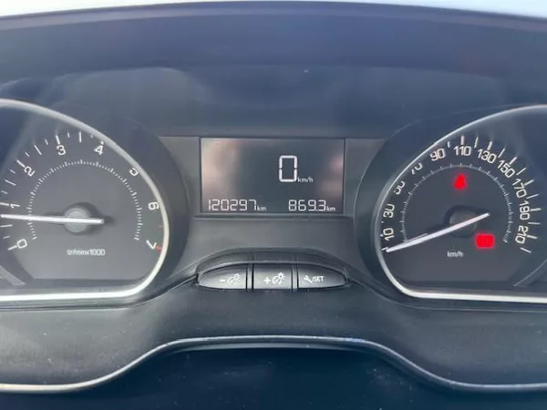 Peugeot 208 1.2i 60kw - foto 7