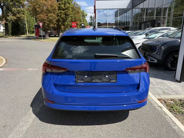 Škoda Octavia 2.0 TDi 110kw - foto 9