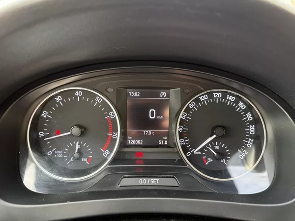 Škoda Rapid 1.2 TSI 81kw - foto 5