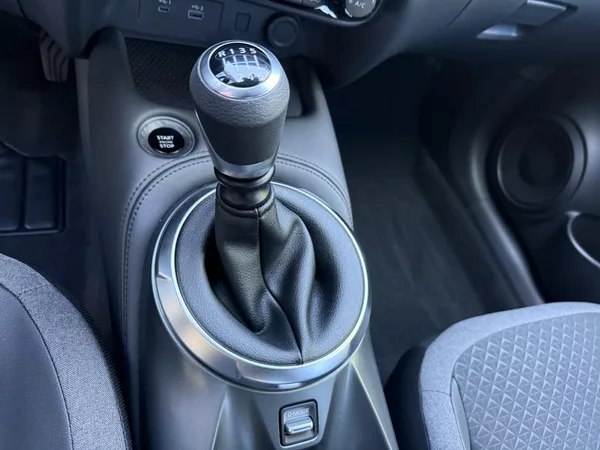 Nissan Juke JUKE DIG-T 6MT N-CONNECTA + CP - foto 19