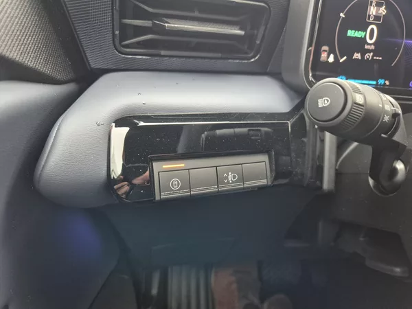 Nissan Micra EVOLVE 52kWh 150k - foto 19