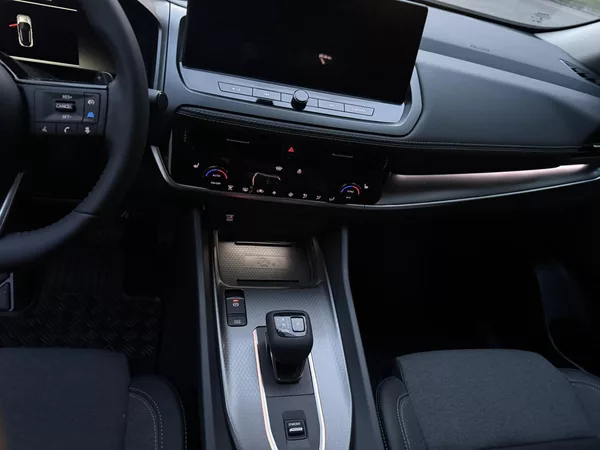 Nissan Qashqai DIG-T Mild Hybrid, N-CONNECTA - foto 15