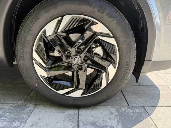 Nissan Qashqai DIG-T Mild Hybrid, N-CONNECTA - foto 9