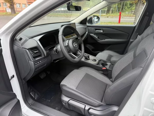 Nissan Qashqai 1.3 DIG-T 4WD N-CONNECTA + CP - foto 17