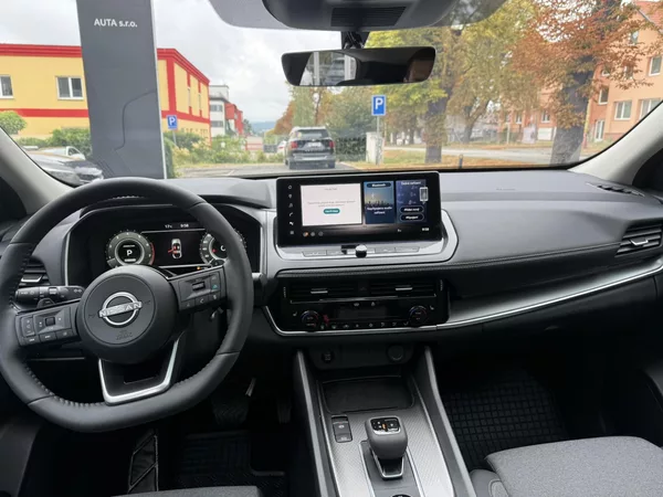 Nissan Qashqai 4WD N-CONNECTA + COLD PACK + G - foto 11