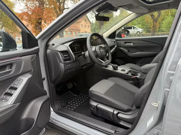Nissan Qashqai 4WD N-CONNECTA + COLD PACK + G - foto 16