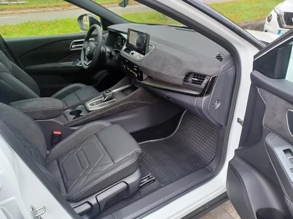 Nissan Qashqai 1,3DIG-T 116kW N-desing - foto 10