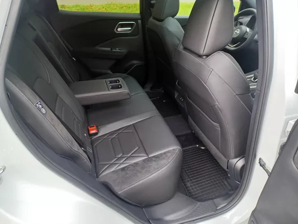 Nissan Qashqai 1,3DIG-T 116kW N-desing - foto 19