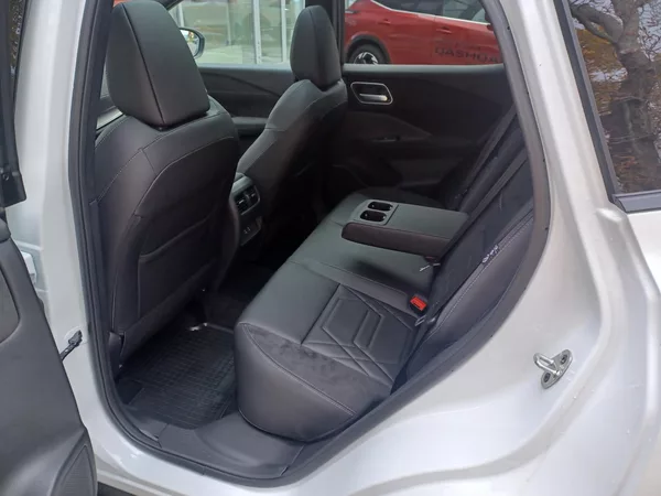 Nissan Qashqai 1,3DIG-T 116kW N-desing - foto 20