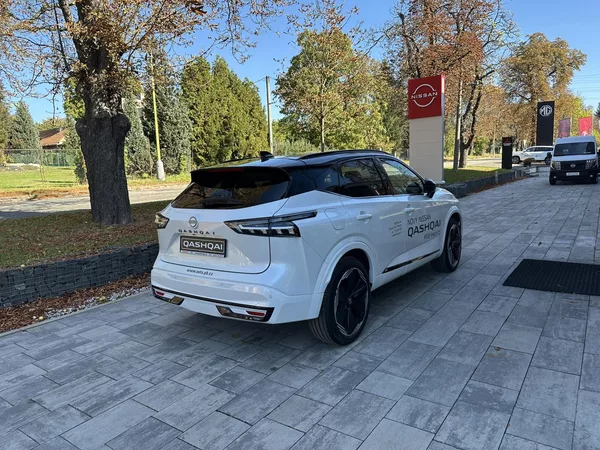 Nissan Qashqai 1,3DIG-T 116kW N-desing - foto 5