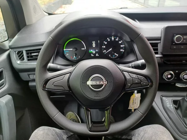 Nissan Townstar VAN EV 45kw, acenta - foto 12