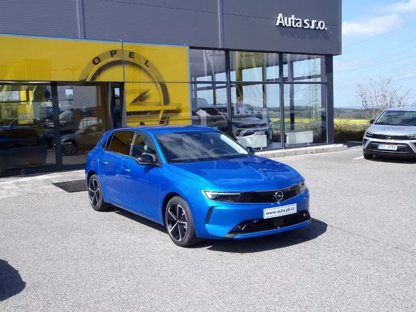 Opel Astra Elegance 1.2Turbo