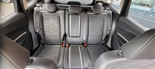 Ford Kuga 2,0TDCi 132kW DSG 4×4 Vignale - foto 18