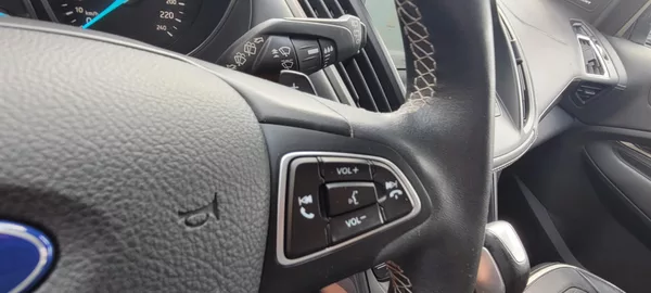 Ford Kuga 2,0TDCi 132kW DSG 4×4 Vignale - foto 33