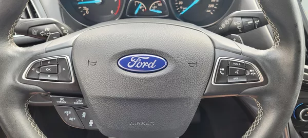 Ford Kuga 2,0TDCi 132kW DSG 4×4 Vignale - foto 36